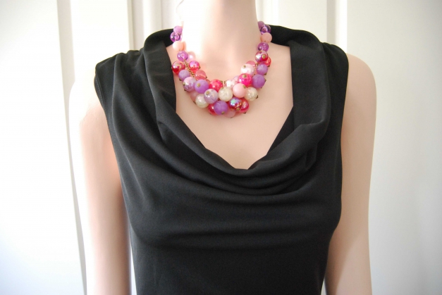 Schlichtes schwarzes Kleid  Trendi