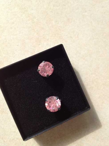 Swarovski- Stein / funkelnde rosa Ohrstecker  