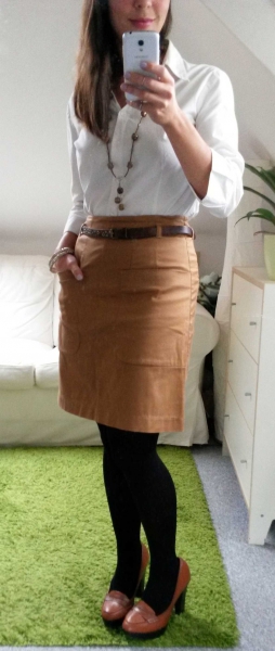 Schicker Caramel Brauner Rock mit Taschen