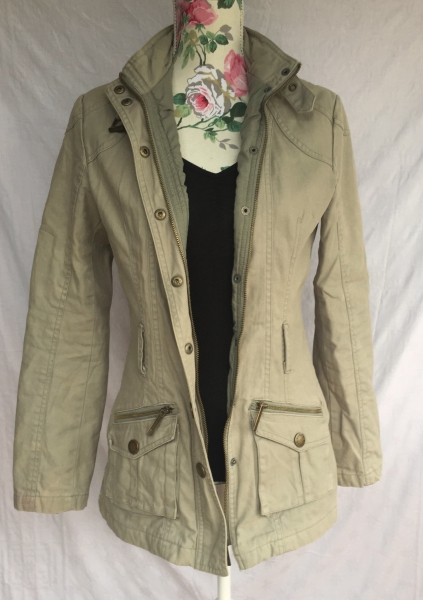 Schicke Frühlingsjacke