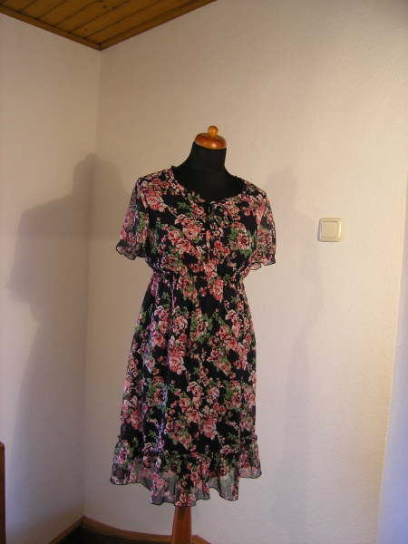 Blumiges Sommerkleid