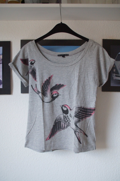 Shirt mit Schwalben urban outfitters