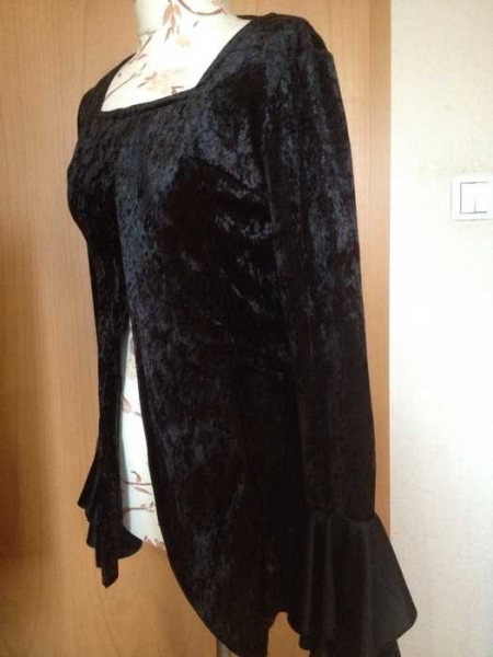 Süße Bluse mit Rüschen, Gothic,WGT, Hexe, Vampir, Mittelalter, Larp, Magierärmel, Unikat Gr. 36/38