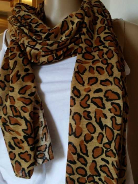 Schöne Schal mit Tiger Lok 