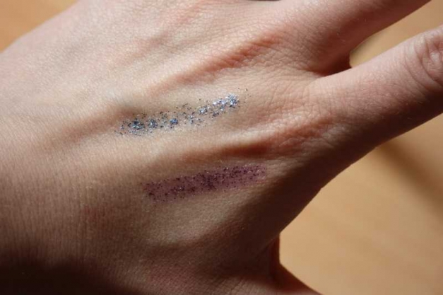 Lippenstift türkis - blau glitzer