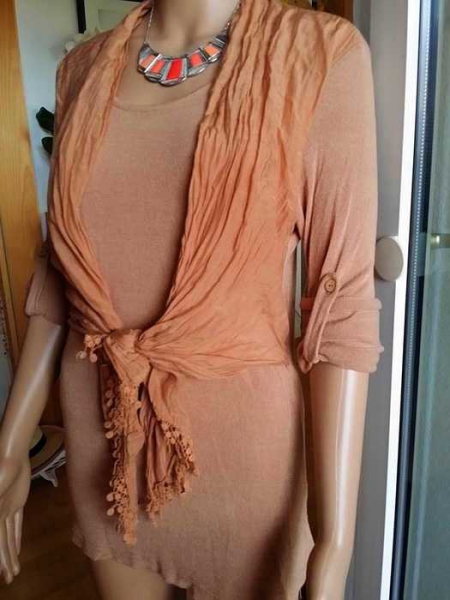   Sehr Schöne Tunika in Beige