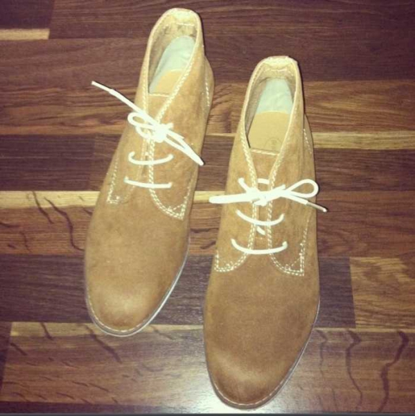 Neue Schnürstiefel - Halbschuhe