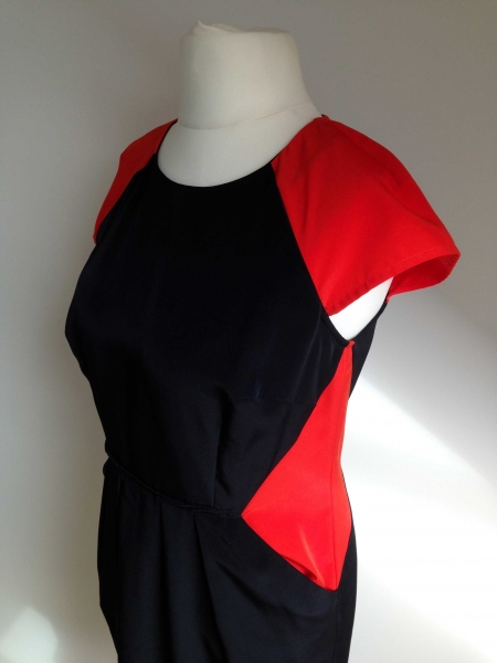 Grafic Black`n`Red Office Dress Marks & Spencer