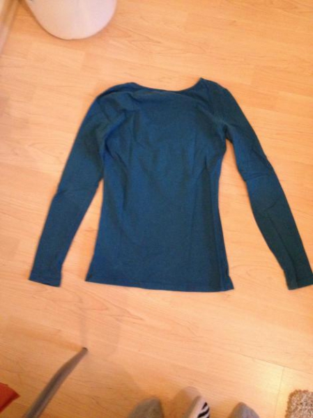 blauer, schlichter Pullover, Größe S