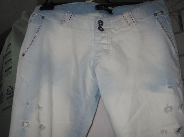 *** Stylisch ~ Original ~ Frühlingsjeans ~ gewollte Löcher ***