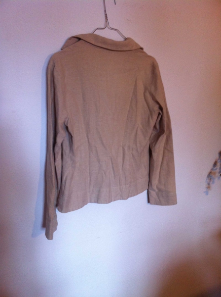 Beiges Jackett / Bluse