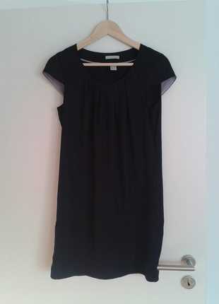 Kleines Schwarzes Kleid Blogger Trend