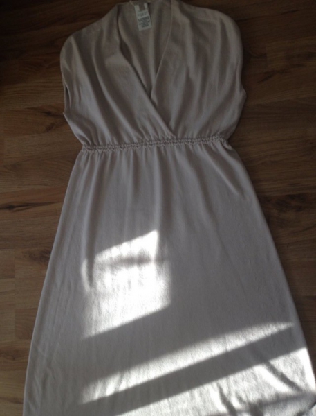 Cremefarbenes Kleid von Lafee Maraboutee