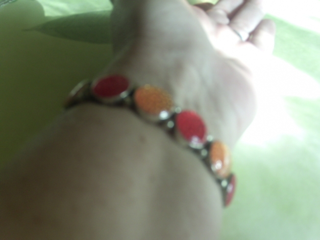 *** Armband mit Steinen ***