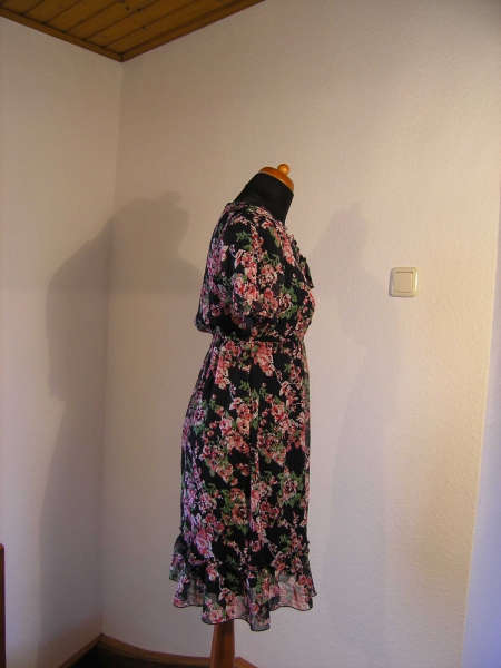 Blumiges Sommerkleid