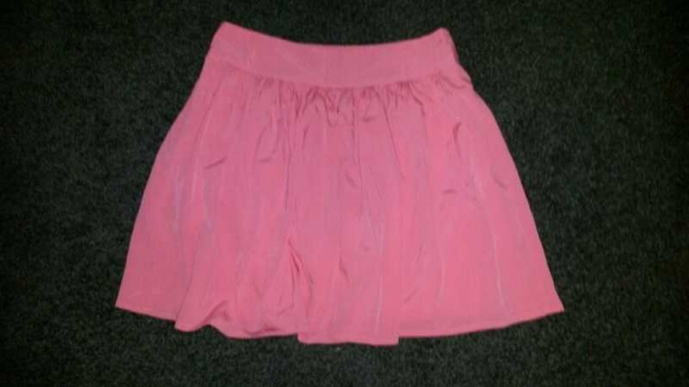 Rock in tollem pink Gr.40 Vero Moda, neu mit Etikett