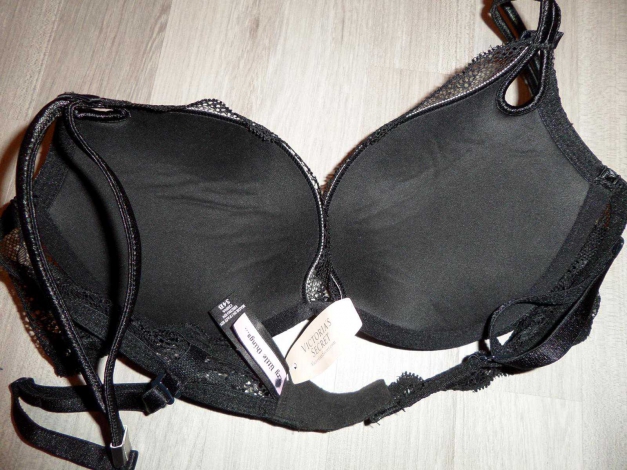 Victorias Secret push up Set