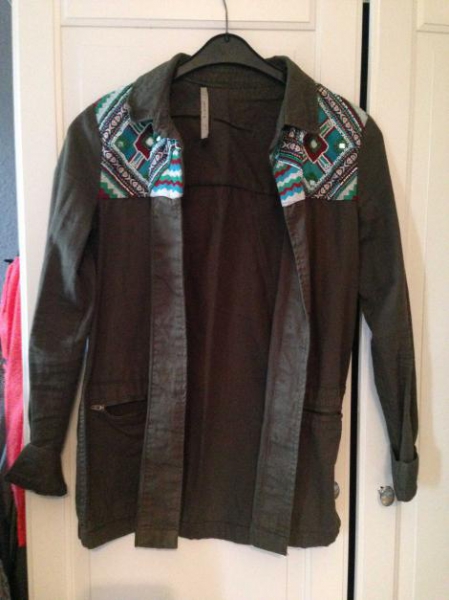 Zara Jacke mit Pailletten