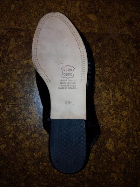 Schöne schwarze Pumps ungetragen / peppen mint 