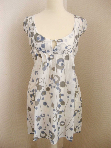 Longbluse/Longtop mit Punkten weiß Gr. XS-S *neuwertig*