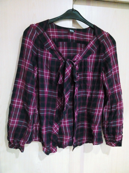 Cardigan - Schwarz, Rot, Weiß kariert -  mit Schleife und Schwarzen Knöpfen