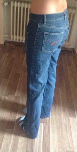 geradegeschnittene hose