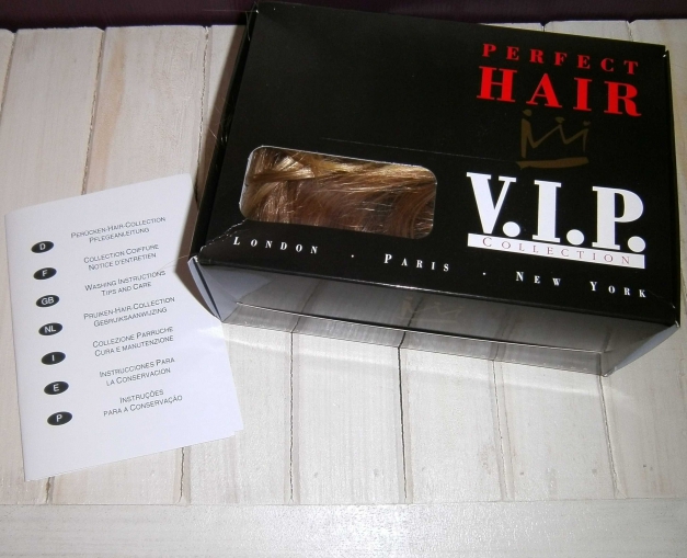 Perücke Zweitfrisur Stufenschnitt leicht lockig