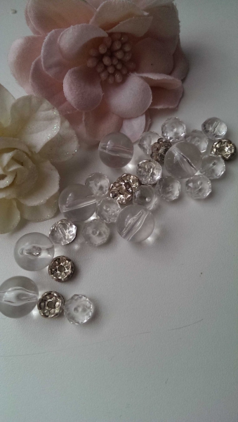 Diverse Perlen durchsichtig - weiß - silber