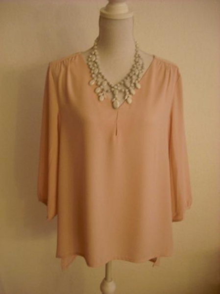 Bluse mit V-Ausschnitt, angekrauster 3/4 Arm