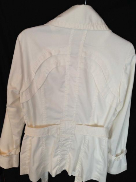 Trenchcoat mit Gürtel von Vero Moda in S