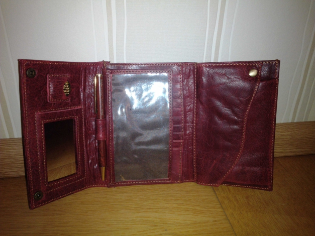 neues Lederportmonaie