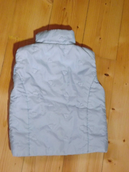 Größe 110 Weste ärmellos wattiert hellblau