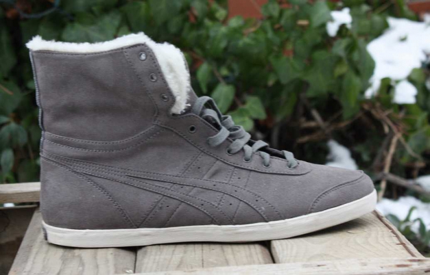 Asics Kaeli Hi Su Charcoal Gr. 40,5 - Wintersneaker, gefüttert