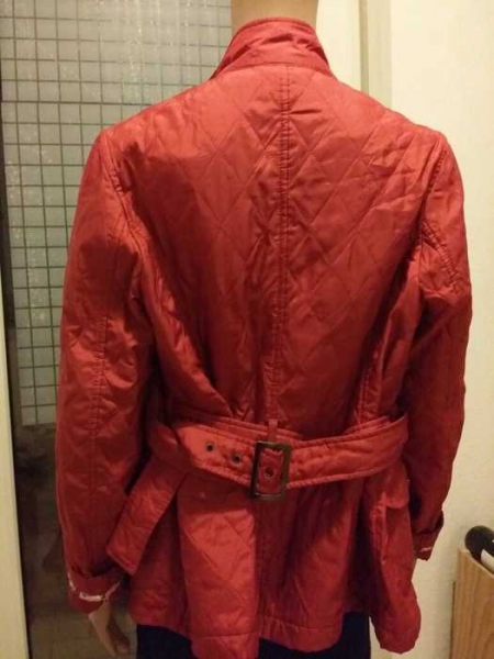 Sehr Schöne Übergangsjacke in Rot / Authentick Clothing COMPANY 