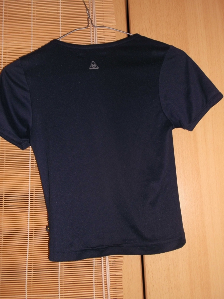 dunkelblaues T-Shirt von SMOG