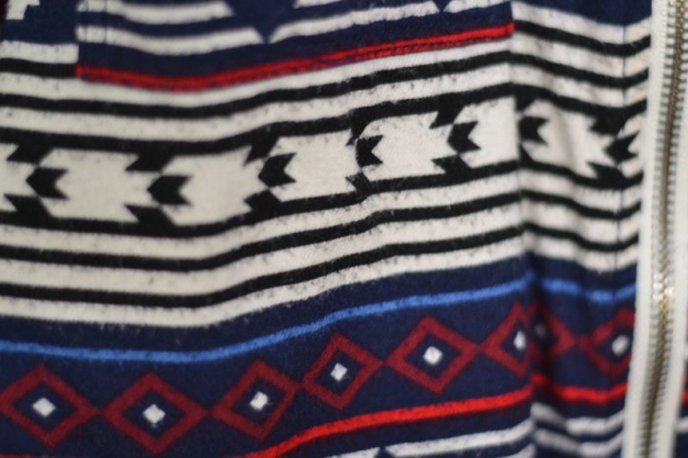 Aztekenmuster / Jacke / Rot / Weiß / Blau / Azteken