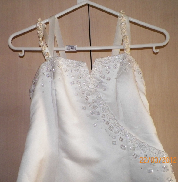Brautkleid Gr.36/38 von La Sposa