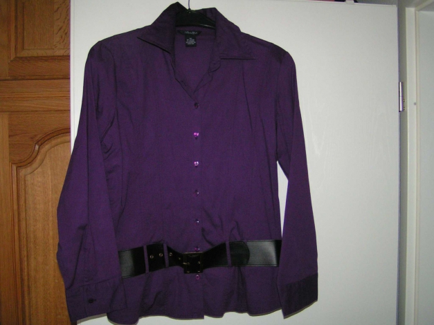 Body Needs Luxus Bluse Lila Gr. 42 mit Gürtel NP49,95€