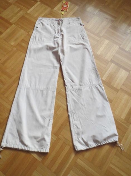 Hose,neu,beige-sand
