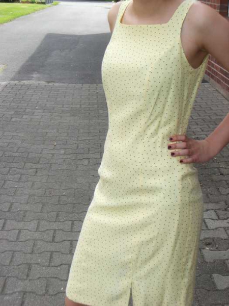 Etuikleid, Gelbes Sommer Kleid mit Punkten, 60 er Jahre look, , Abendkleid