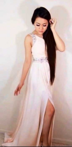 One Shoulder Promdress