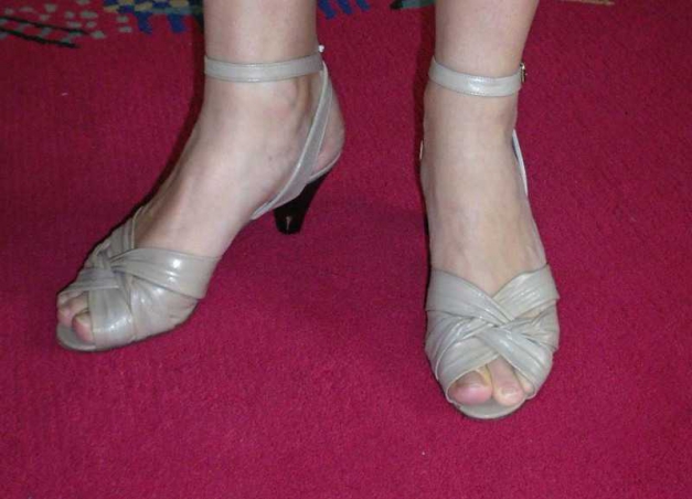 Beige Werner Kern (Tanz-) Schuhe,Sandaletten, Echt Leder, Gr. 37 / Gr.4