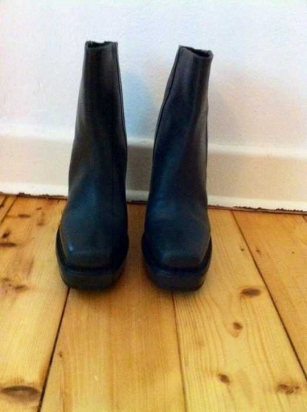 Coole Lederstiefel von &other stories (38)