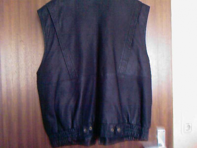 styliche Lederweste schau mal richtig schönes schwarz Gr.56/58 Maßen beachten Gothik