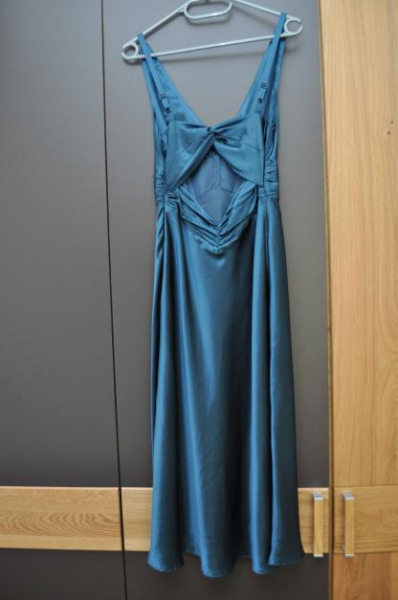 Perfekt für Silvester! Chices Abendkleid in petrol