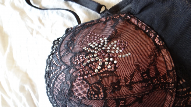 schwarz-rosa Corsage plus passendem Slip von C&A, 85B/40