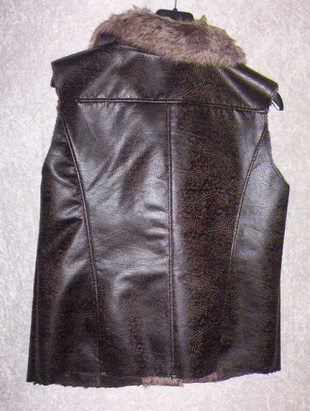 Weste in Lederoptik