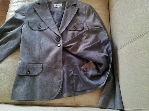 Wunderschöne Klassische Blazer von Joy / Joy