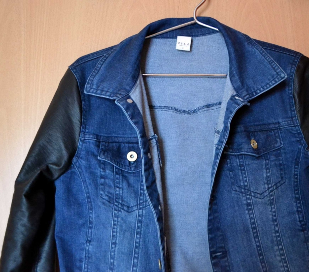 Jeansjacke mit Lederärmel von VILA