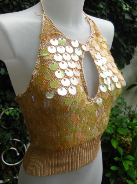 extravagantes Neckholder Top mit großen transparenten Pailletten Boho Blogger Party Ibiza